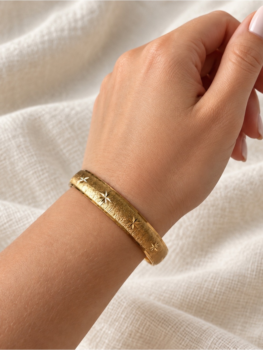 Vintage Monet Gold Tone Star Engraved Bangle Bracelet